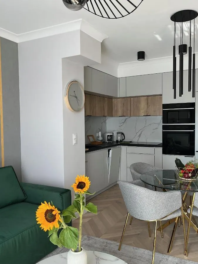 Feel At Home Teczowa Apartamenty Halo Wroclaw Poland