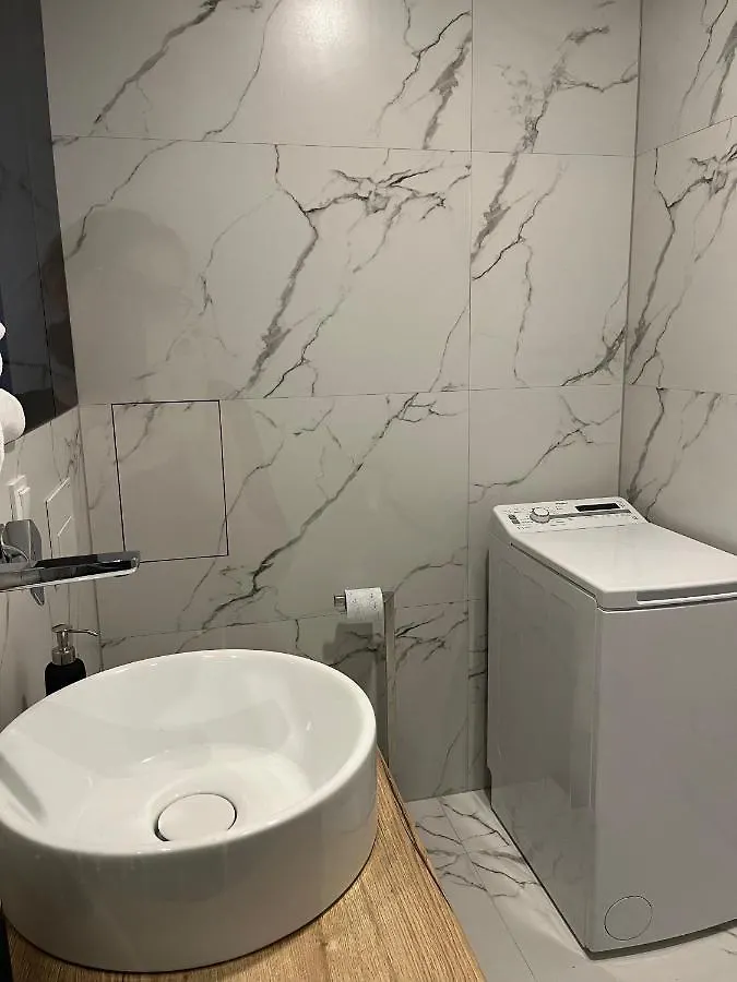 Feel At Home Teczowa Apartamenty Halo Wroclaw 0*,  Poland