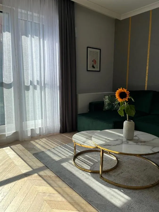 Feel At Home Teczowa Apartamenty Halo Wroclaw Poland